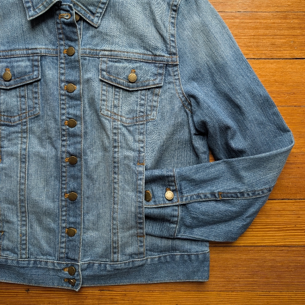 Classic Blue Denim Jacket - Picture 5 of 7